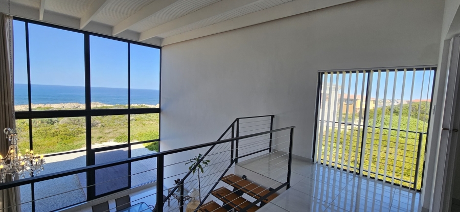 3 Bedroom Property for Sale in Kleinbaai Western Cape